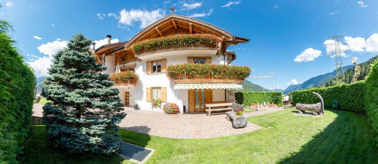 Appartamento Patrizia E Franco Commezzadura Exterior foto
