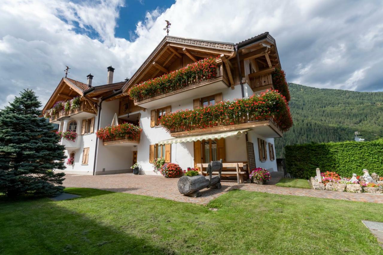Appartamento Patrizia E Franco Commezzadura Exterior foto