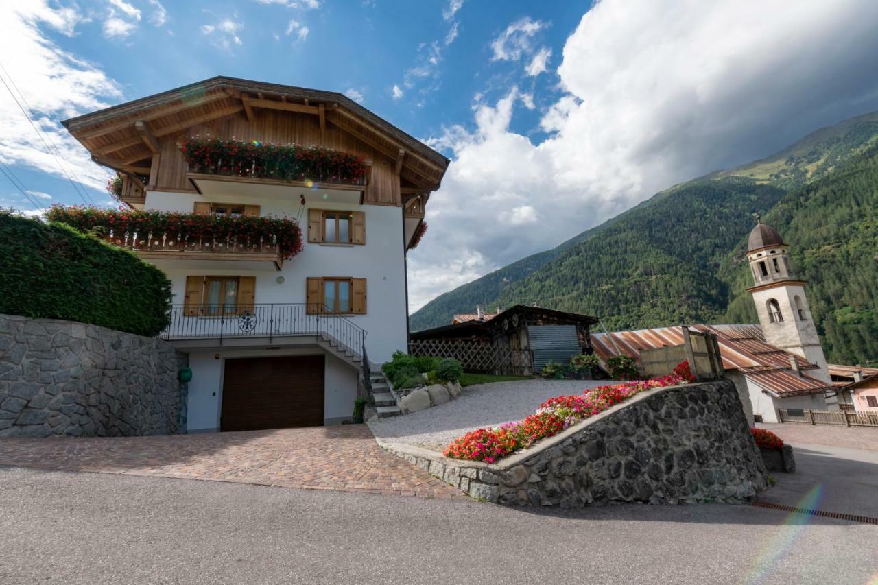 Appartamento Patrizia E Franco Commezzadura Exterior foto